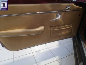 Image 37/47 de Maserati Mistral 3700 (1968)