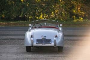 Image 6/20 of Jaguar XK 120 OTS (1950)