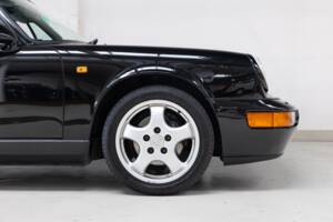Bild 26/30 von Porsche 911 Carrera 4 (1990)
