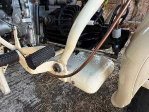 Image 19/40 of Moto Guzzi Alce (1945)