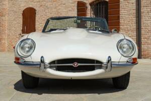 Bild 4/50 von Jaguar E-Type (1968)