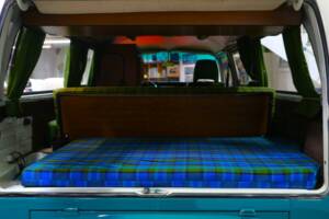 Bild 36/38 von Volkswagen T2b Camper (1974)