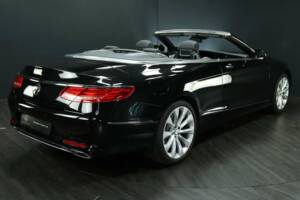 Immagine 2/30 di Mercedes-Benz SL 500 (2017)