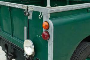 Bild 21/50 von Land Rover 88 (1978)