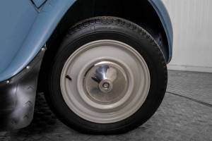 Image 44/50 de Citroën 2 CV (1960)