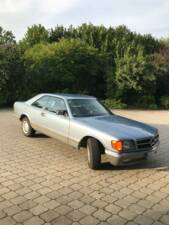 Image 6/30 of Mercedes-Benz 380 SEC (1985)