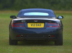 Image 21/50 of Aston Martin DB 9 Volante (2006)