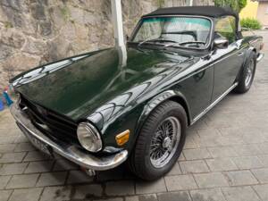 Image 5/13 of Triumph TR 6 PI (1974)