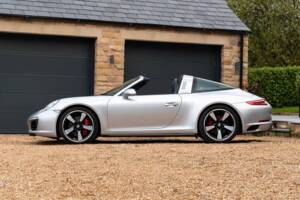 Bild 38/50 von Porsche 911 Targa 4S (2016)