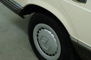 Bild 24/50 von Mercedes-Benz 280 S (1982)