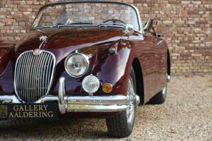 Immagine 28/50 di Jaguar XK 150 SE DHC (1958)