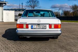 Image 5/175 of Mercedes-Benz 420 SE (1986)