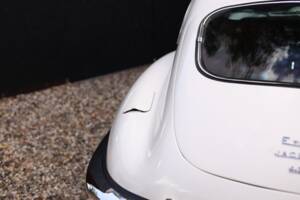 Image 42/50 de Jaguar Type E (2+2) (1970)