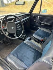 Image 7/17 of BMW 2002 tii (1974)