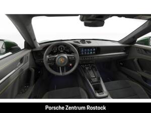 Image 11/14 of Porsche 911 Carrera GTS (1900)
