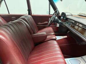 Bild 10/24 von Mercedes-Benz 280 S (1970)