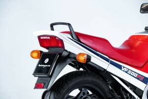 Bild 13/50 von Honda VF 500 F (1986)