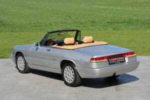Image 2/50 of Alfa Romeo 2.0 Spider (1992)