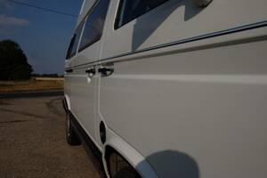 Bild 49/98 von Volkswagen T3 Westfalia 1.6 TD (1990)