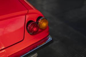 Afbeelding 13/39 van Ferrari 365 GTB&#x2F;4 Daytona (1972)
