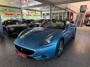 Immagine 25/42 di Ferrari California (2011)
