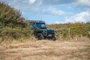 Image 17/31 de Land Rover Defender 110 (2005)