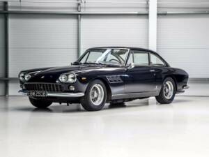 Bild 1/30 von Ferrari 330 GT 2+2 (1964)