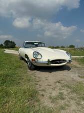 Image 4/42 of Jaguar E-Type 3.8 Flat Floor (1961)
