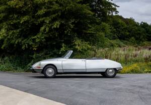 Bild 10/50 von Citroën ID 19 Break (1967)