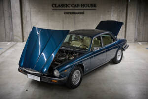 Imagen 92/99 de Daimler Double Six (1993)