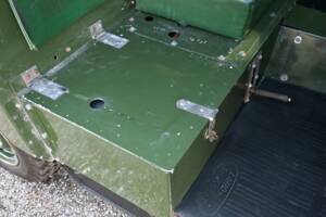 Image 15/50 of Land Rover 80 (1949)