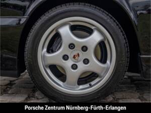 Bild 11/48 von Porsche 911 Carrera 4 (1991)