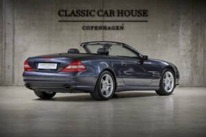 Image 6/99 de Mercedes-Benz SL 550 (2007)