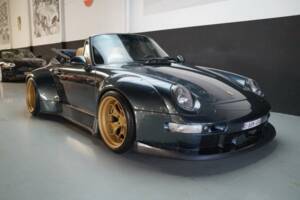 Image 2/50 of Porsche 911 Carrera RWB (1995)