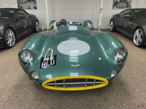 Bild 2/9 von Aston Martin DBR1 (2017)