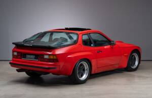 Afbeelding 11/29 van Porsche 924 Carrera GT (1981)