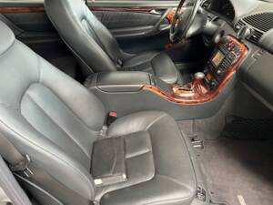 Bild 13/28 von Mercedes-Benz CL 55 AMG (2002)