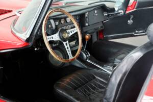 Bild 14/44 von Jaguar E-Type (2+2) (1969)