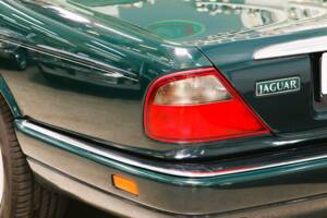 Bild 25/29 von Jaguar XJ6 3.2 Executive (1997)