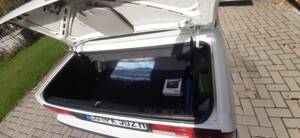 Image 12/55 of BMW 320i (1991)
