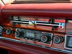 Bild 10/73 von Mercedes-Benz 280 SE 3,5 (1970)