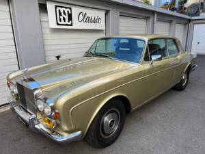 Immagine 2/19 di Rolls-Royce Corniche I (1978)