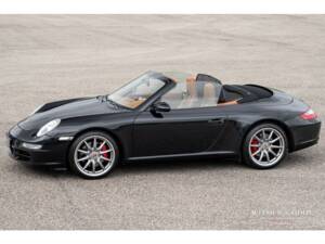 Image 3/32 of Porsche 911 Carrera S (2005)
