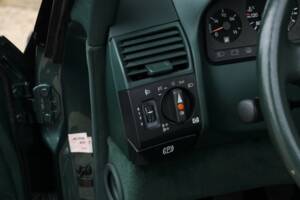 Image 38/50 of Mercedes-Benz 300 SL-24 (1992)