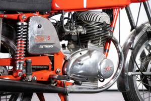 Image 10/50 of MV Agusta 350 S (1972)