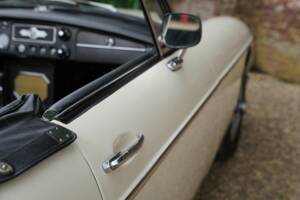 Bild 47/50 von MG MGB (1966)