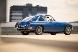 Image 100/100 de MG MGC GT (1970)