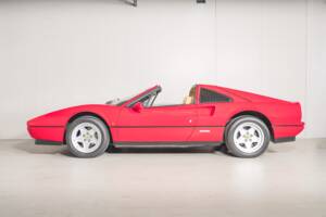 Bild 7/43 von Ferrari 328 GTS (1985)