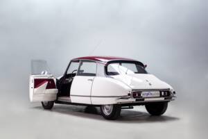 Imagen 10/34 de Citroën ID 19 (1966)