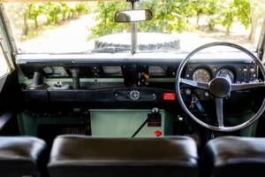 Image 46/50 of Land Rover 88 (1978)